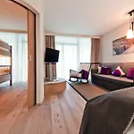 Bergland Design- Und Wellnesshotel Otel