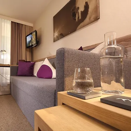 Bergland Design- Und Wellnesshotel Szálloda 5*