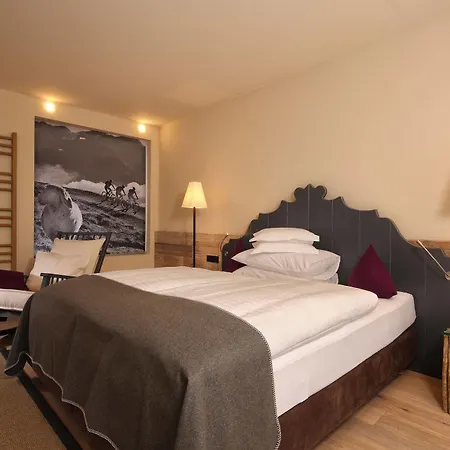 Hotel Bergland Design- Und Wellnesshotel