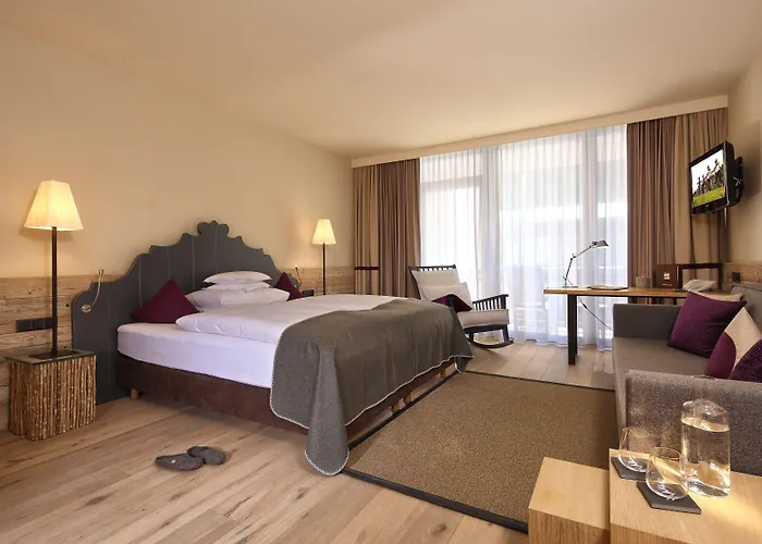 Bergland Design- Und Wellnesshotel מלון