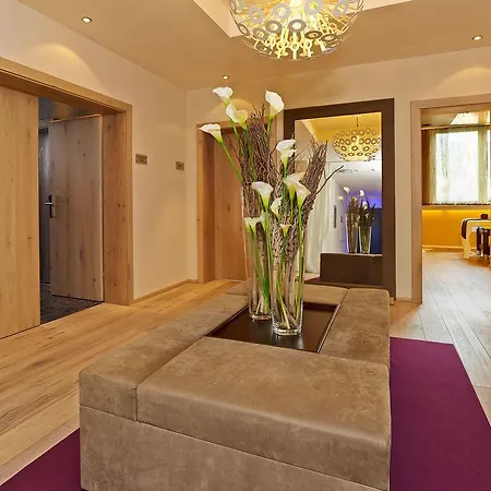 Bergland Design- Und Wellnesshotel Sölden