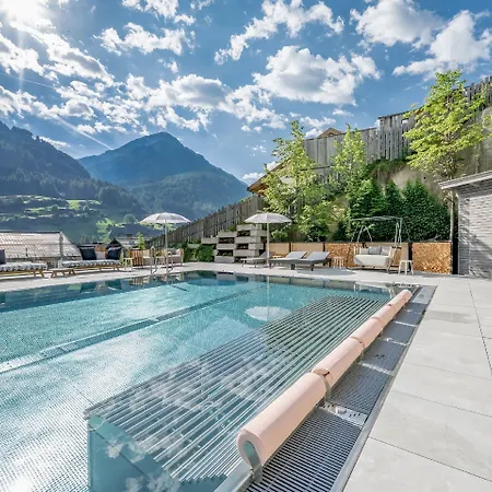 Bergland Design- Und Wellnesshotel