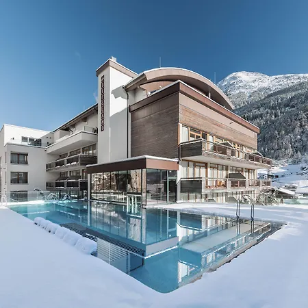 Bergland Design- Und Wellnesshotel Отель Зёльден