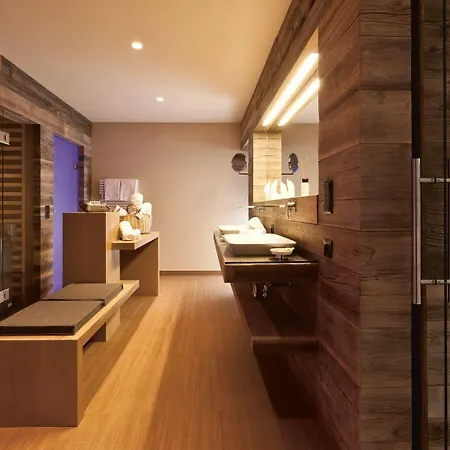 Bergland Design- Und Wellnesshotel 5* Sölden