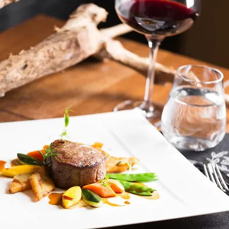 Отель Bergland Design- Und Wellnesshotel 5*