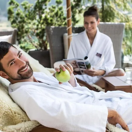 Bergland Design- Und Wellnesshotel Отель Зёльден